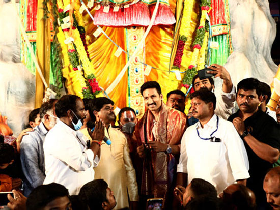 Seetimaarr Team visited Khairatabad Lord Ganesha Idol